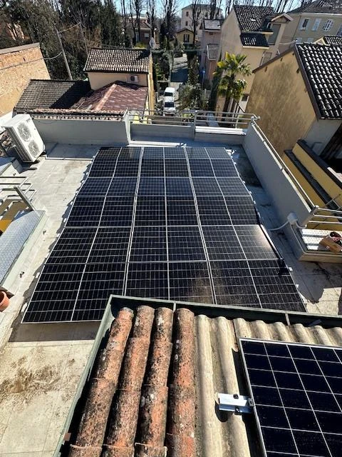 Pannelli solari installazione tetto